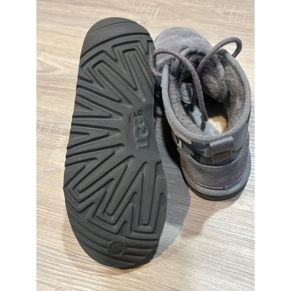 UGG Neumel Camo Grey Suede Lace Up Boots Kids Size 5 1116132K